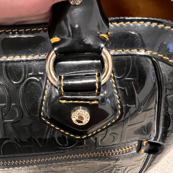 gorgeous , elegant and classic bag - Picture 10 of 14